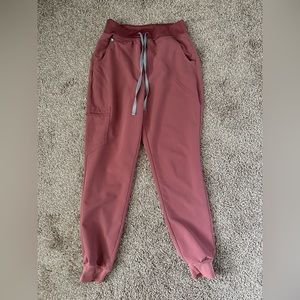 Figs Zamora High Waisted Scrub Pant Mauve